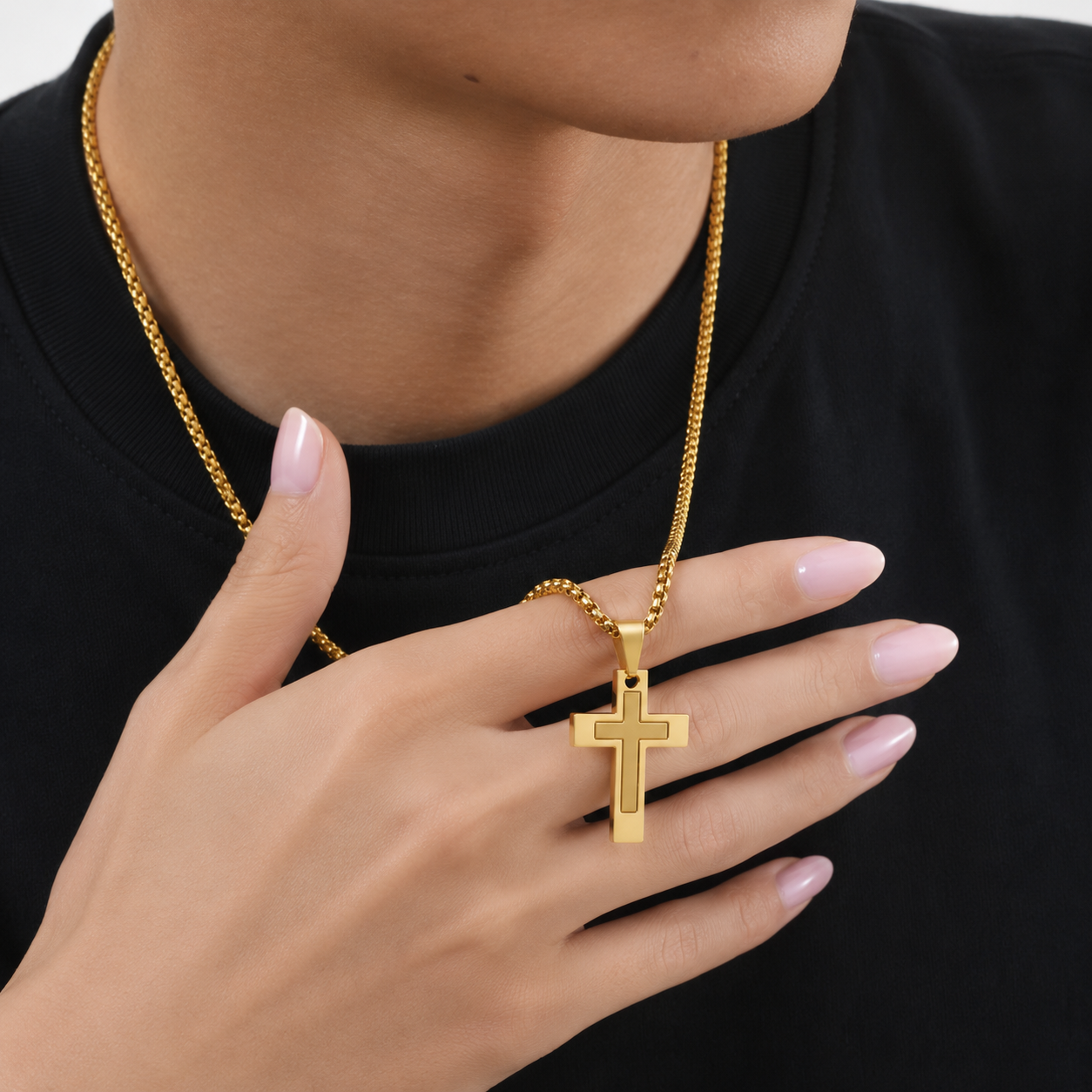 Cross Pendant Necklaces